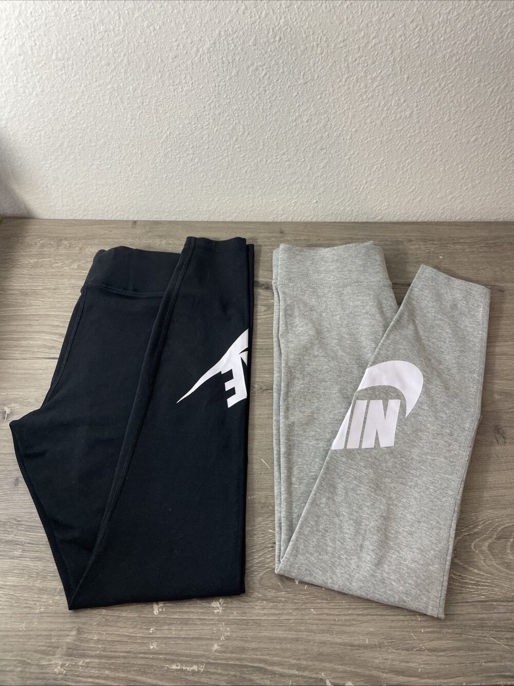 Lot of 2 Nike Sportswear Essential Leggings Womens Size XS Black S Grey